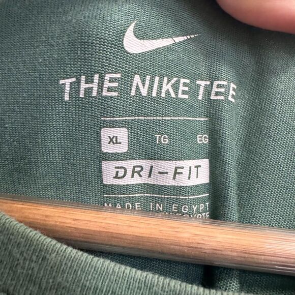 Nike F.C. Soccer Athletic Cut Short Sleeve T-Shirt Men’s XL Light Green - Picture 5 of 9